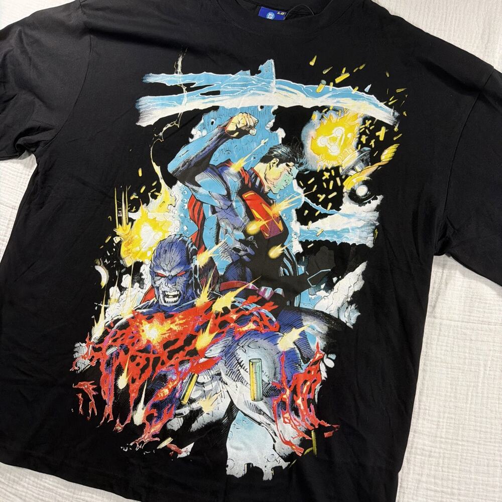 DC Superman x Shoe Palace Collab “SHOTS FIRED” Tee Men’s Sze L